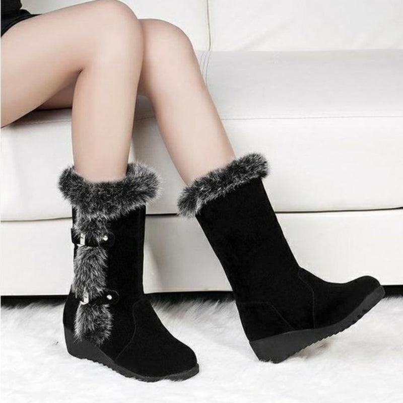 Mid-calf faux fur trimmed winter boots