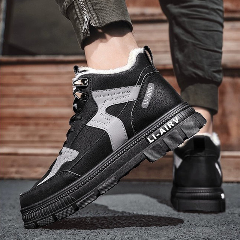 Men's high-top winter boots with plush lining